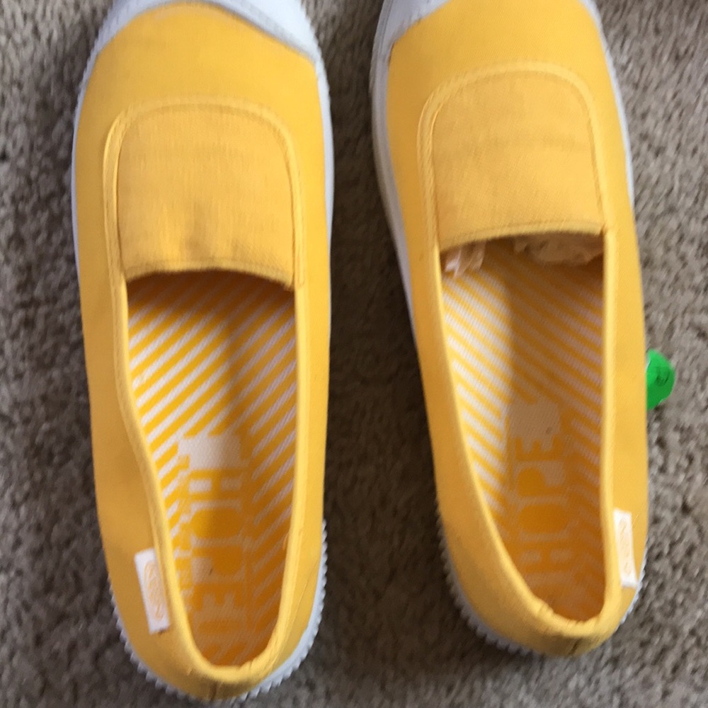 Slip on casual shoes